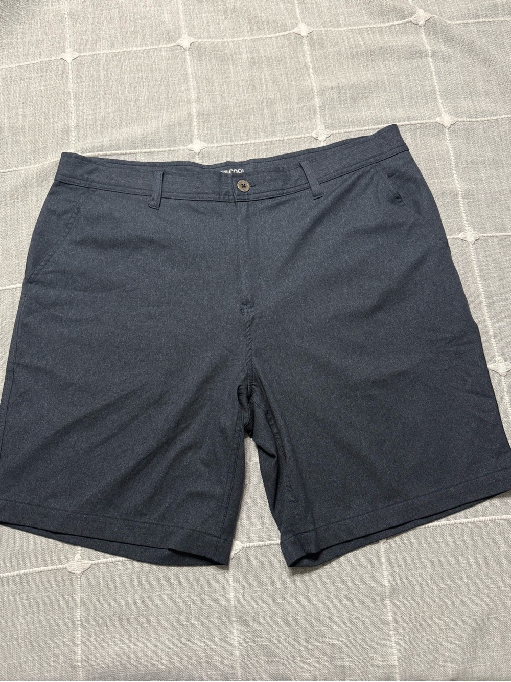 32 Degrees Men's Dark Gray Flat Front Shorts